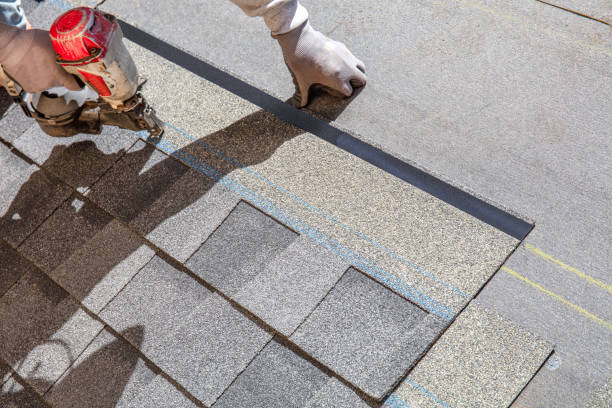 Best Shingle Roofing Installation  in Redgranite, WI
